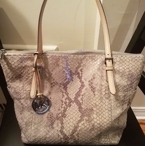 Michael Kors Tote